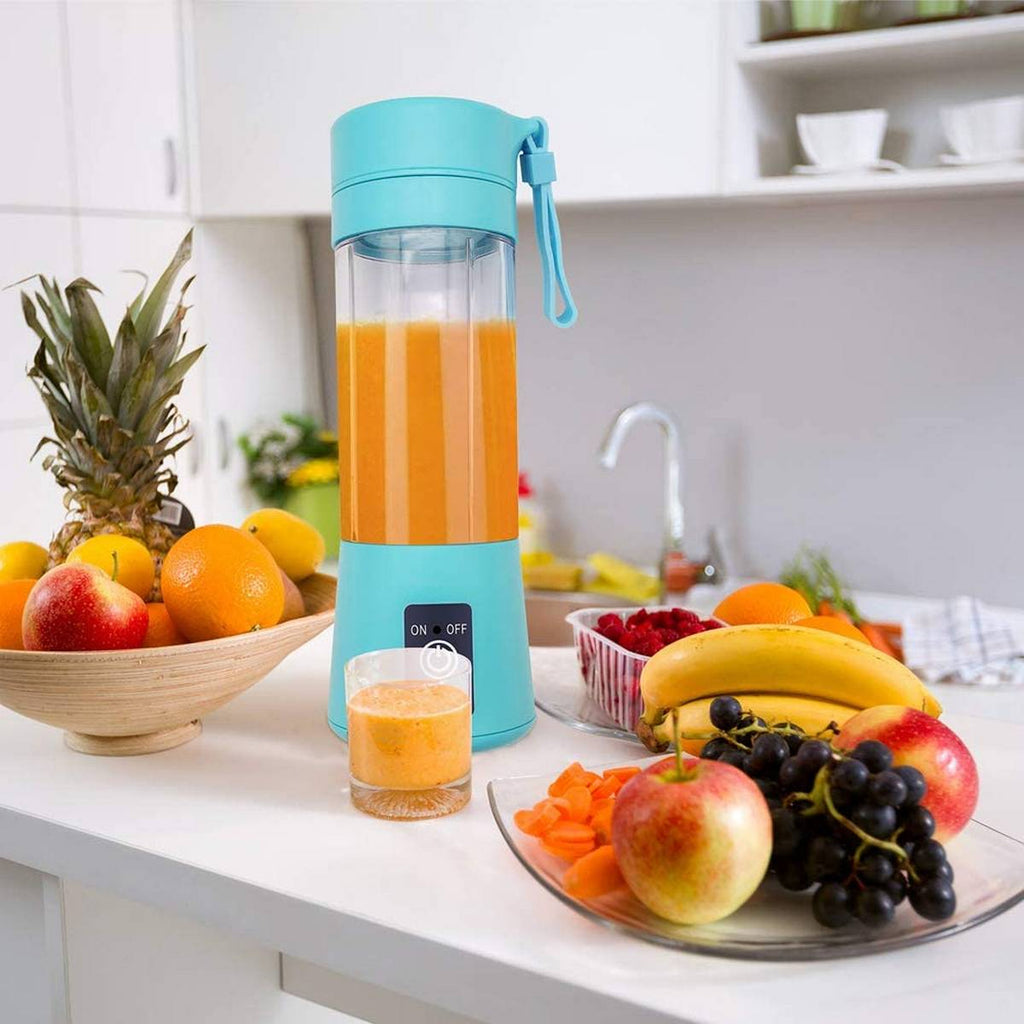Juicer Blender- Portable 6-Blade USB Rechargeable  for Smoothies Shakes and  Outdoor Use.
