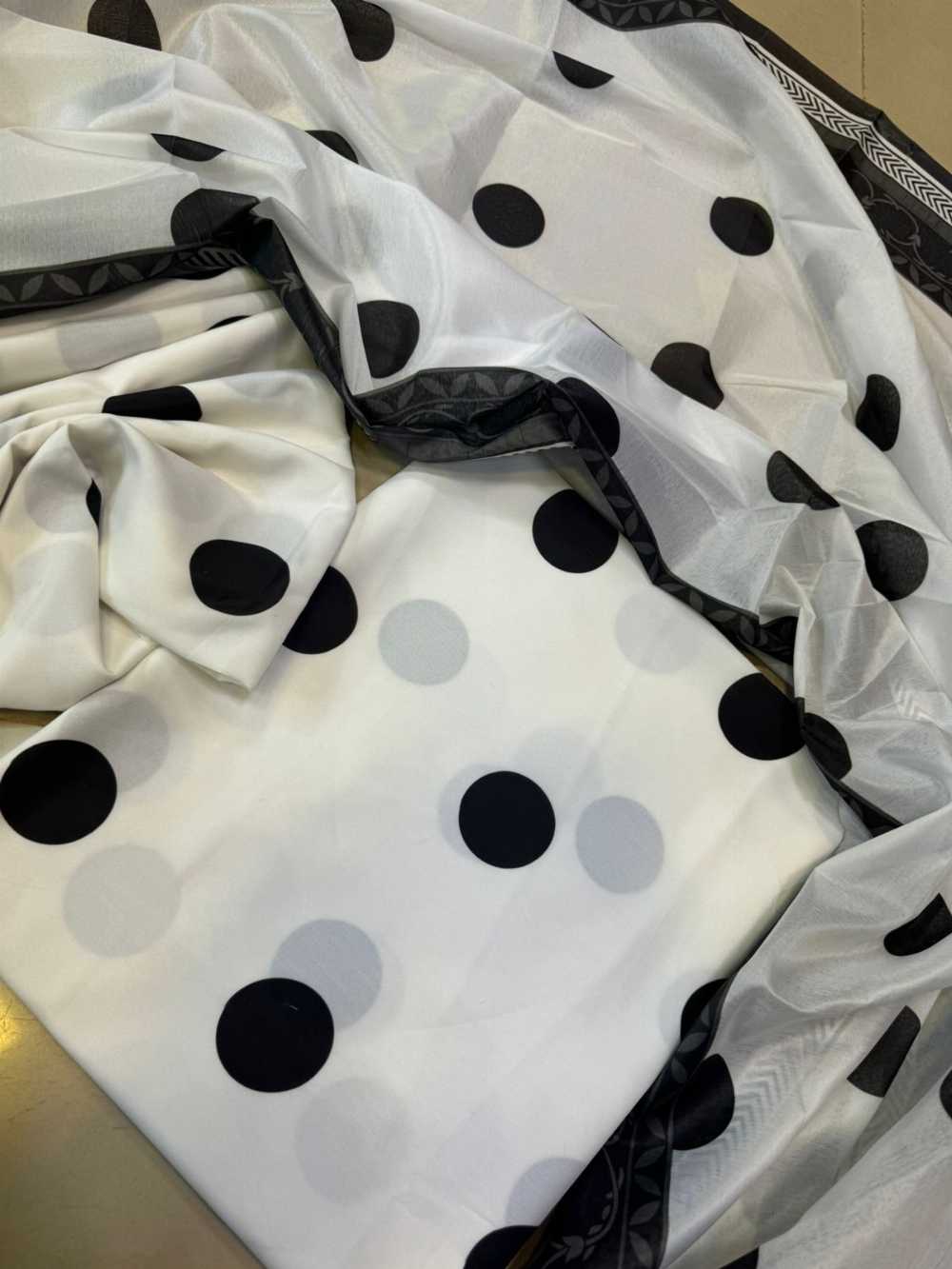 Digital Printed 3 Piece Swiss Cambric Cotton With Silk Dupatta  (unstitch)